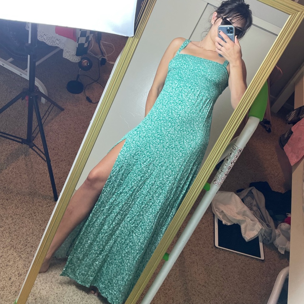 O’Neil floral maxi dress, very flowy